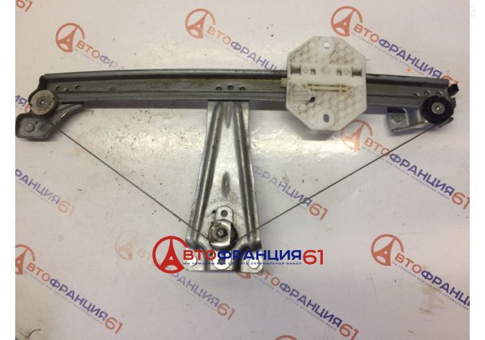 Б/У стеклоподъемник RENAULT 827202131R - фото 1